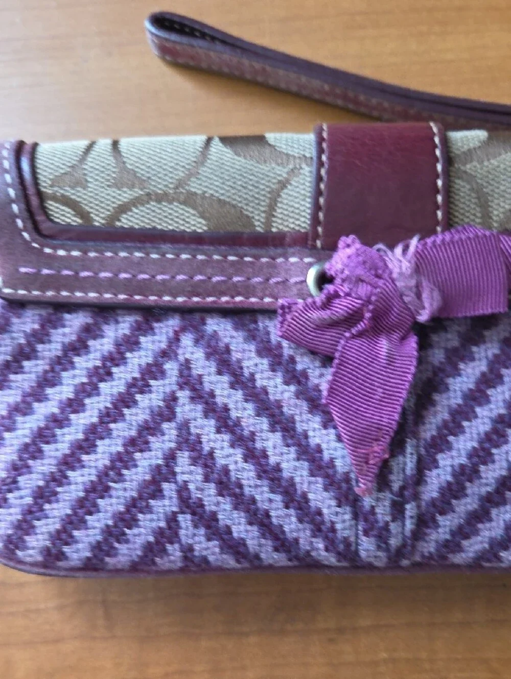 Coach RARE SOHO Purple Herringbone Wristlet Clutch with Buckle Detail - Picture 7 of 16